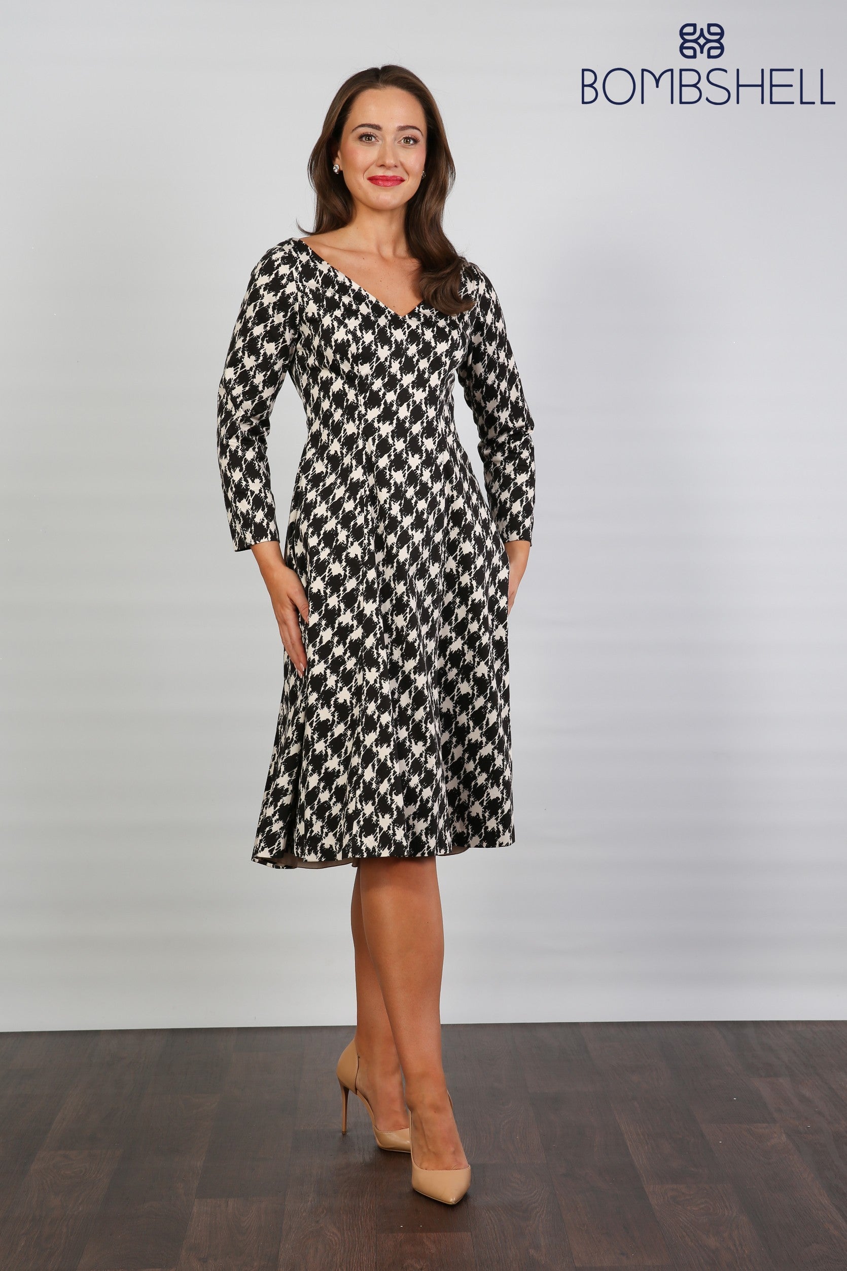 Bombshell Sears Sleek & Sweet Long Sleeve Dress in Dogtooth Check