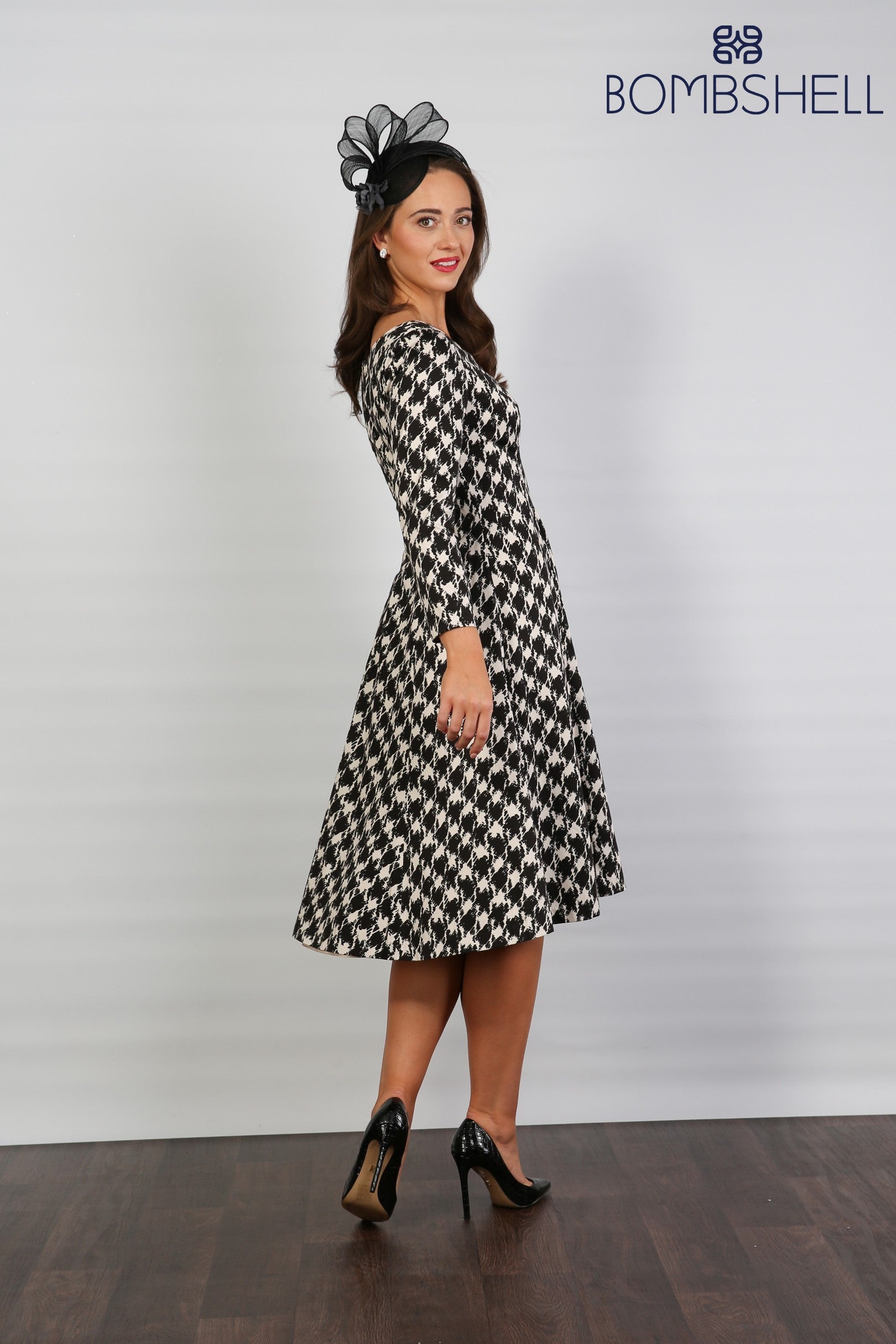 Bombshell Sears Sleek & Sweet Long Sleeve Dress in Dogtooth Check