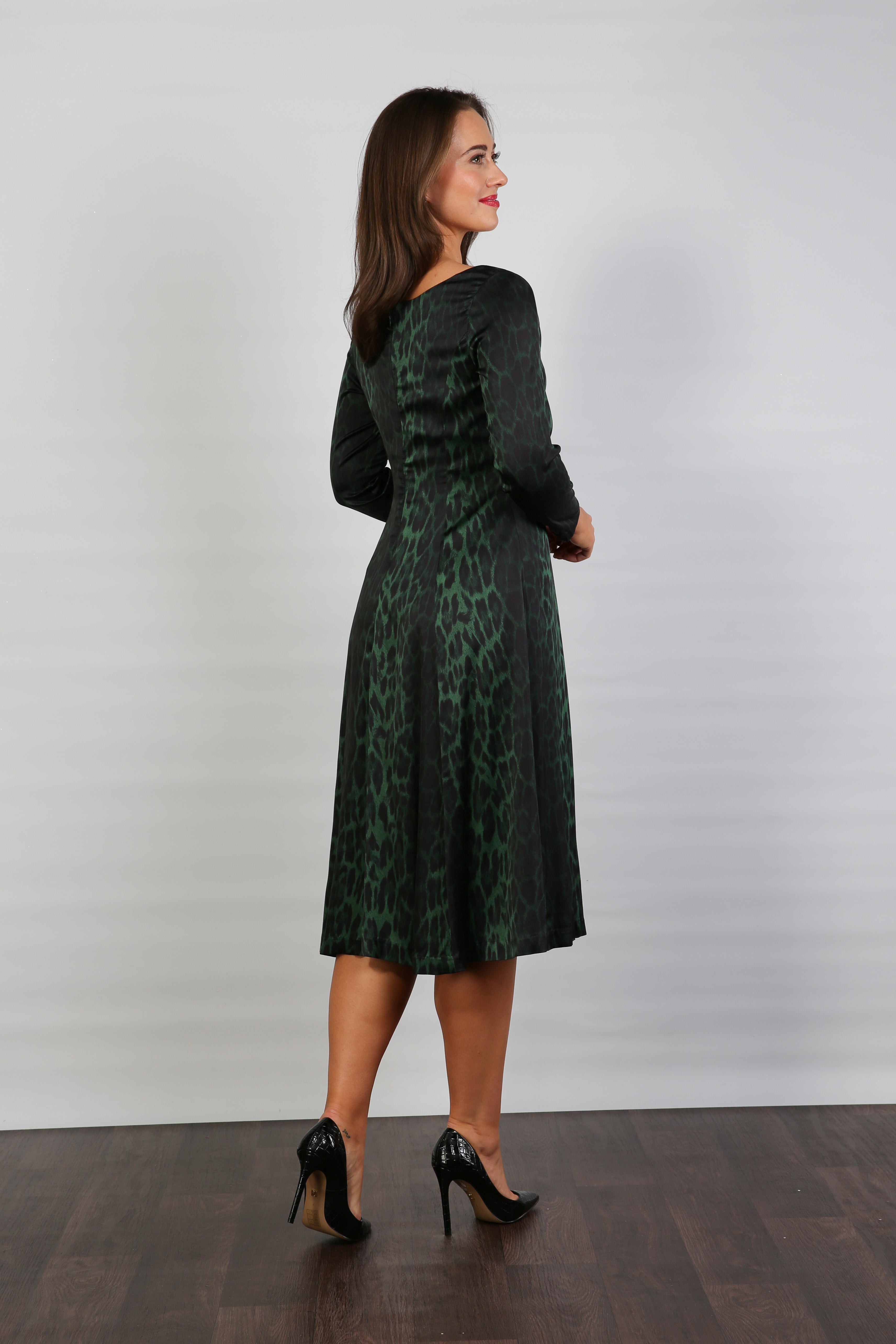 Bombshell Sears Sleek & Sweet Long Sleeve Dress in Green Leopard