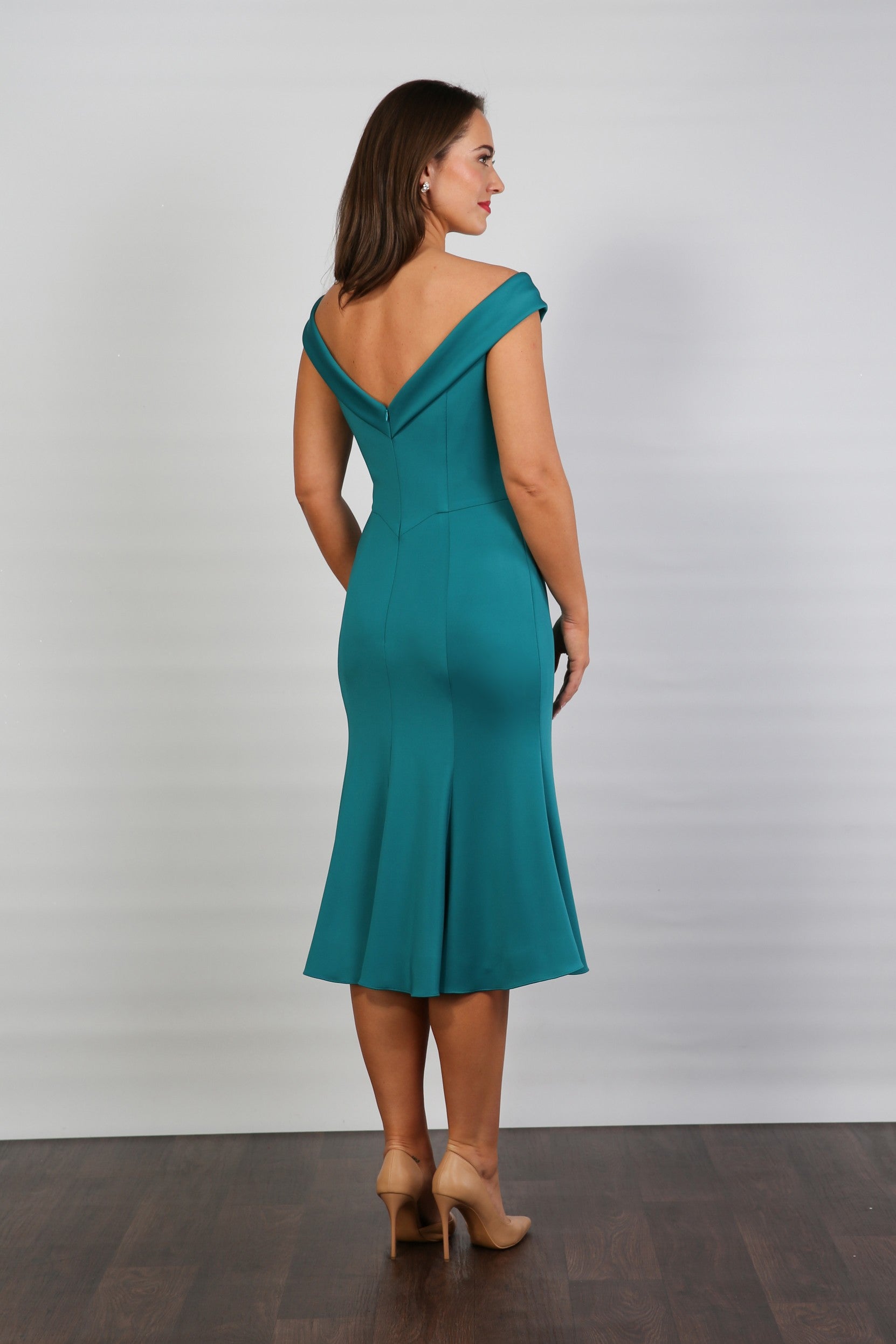 Milla Edge of the Shoulder Jersey Dress in Teal
