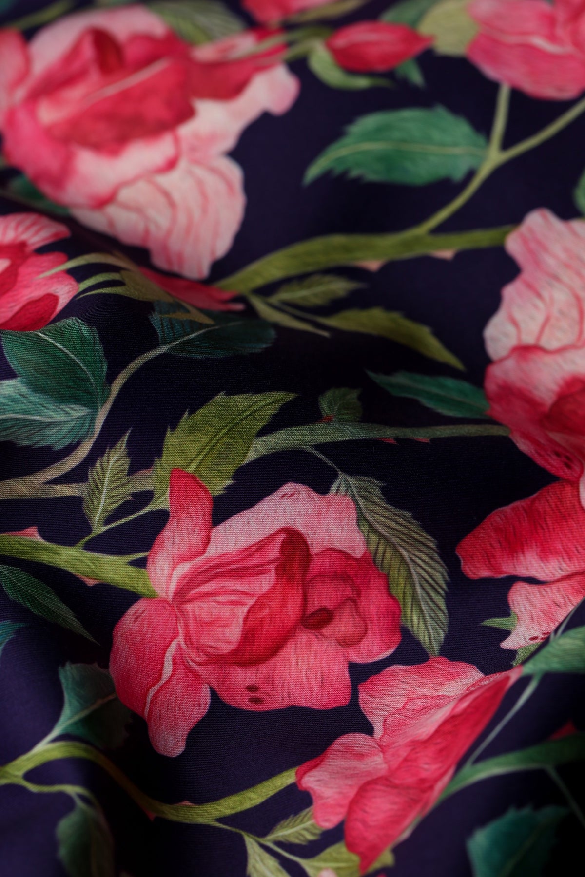 Evelyn Relaxed Fit Dress with Long Sleeves and Pockets in Tanya Roses