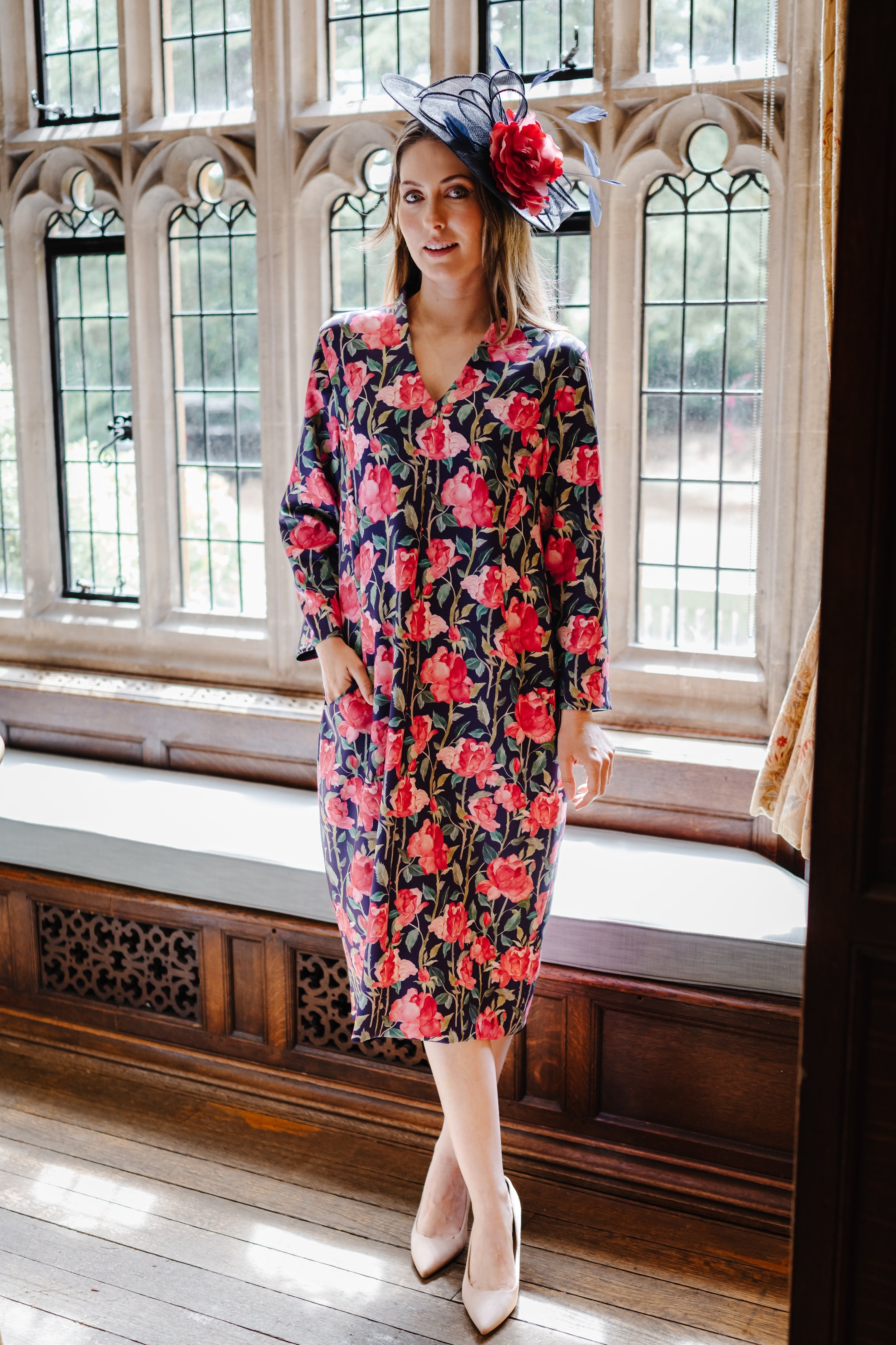 Evelyn Relaxed Fit Dress with Long Sleeves and Pockets in Tanya Roses