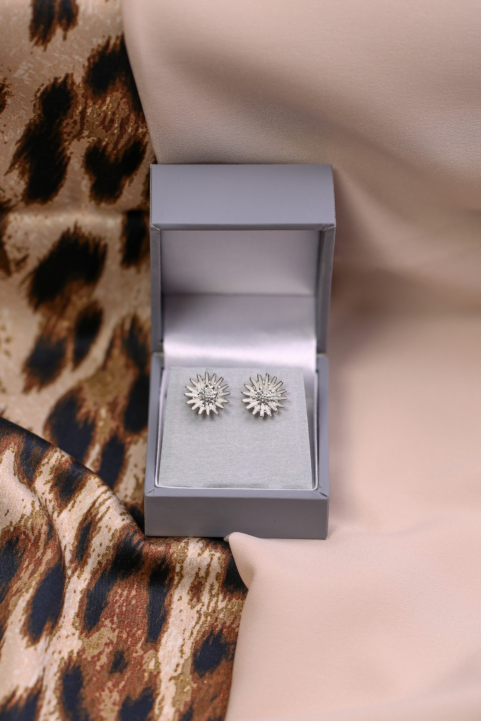 Enamel Effect Vintage Flower Earrings