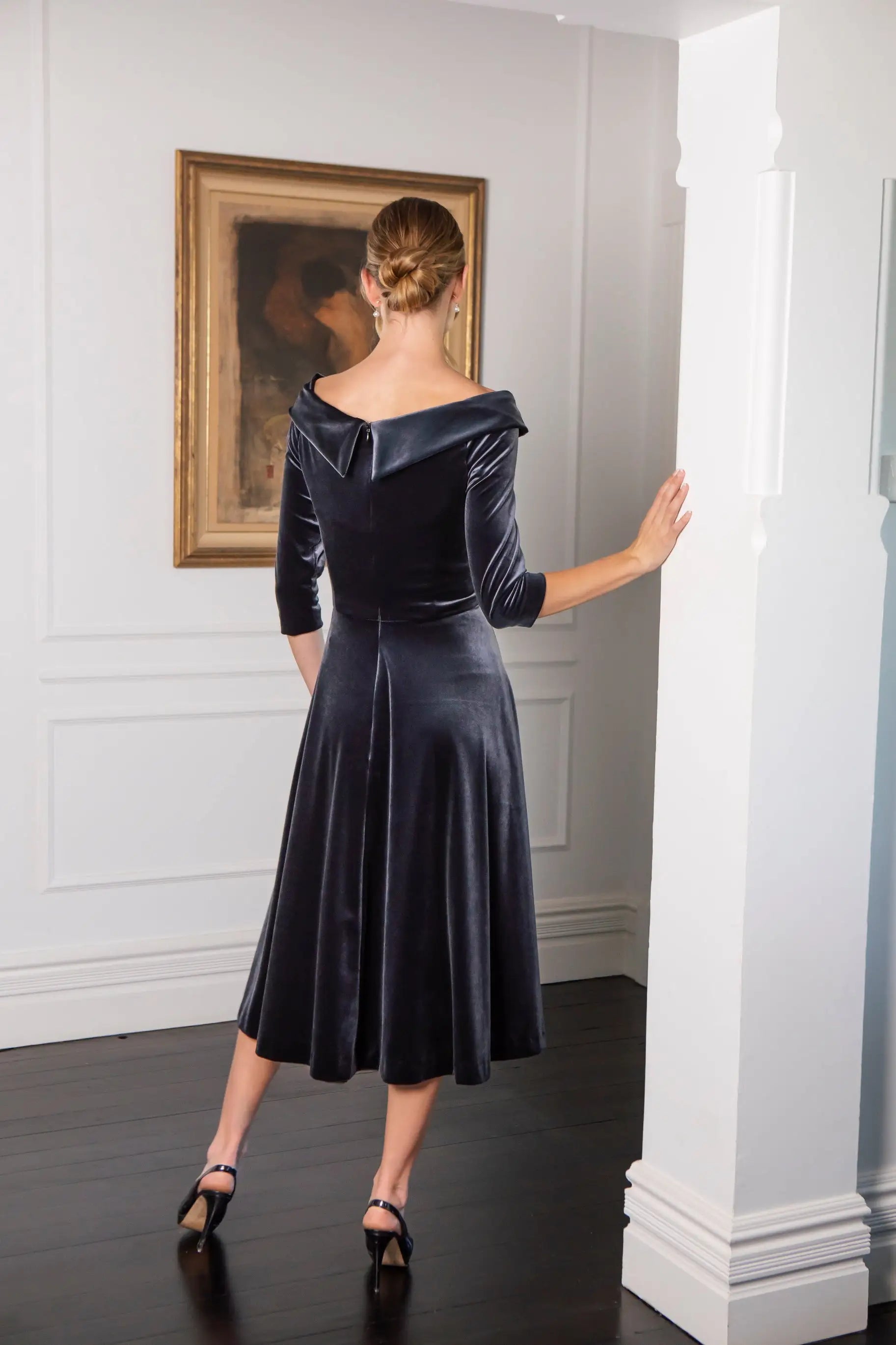 Bombshell Valentina Velvet Dress in Nightsky
