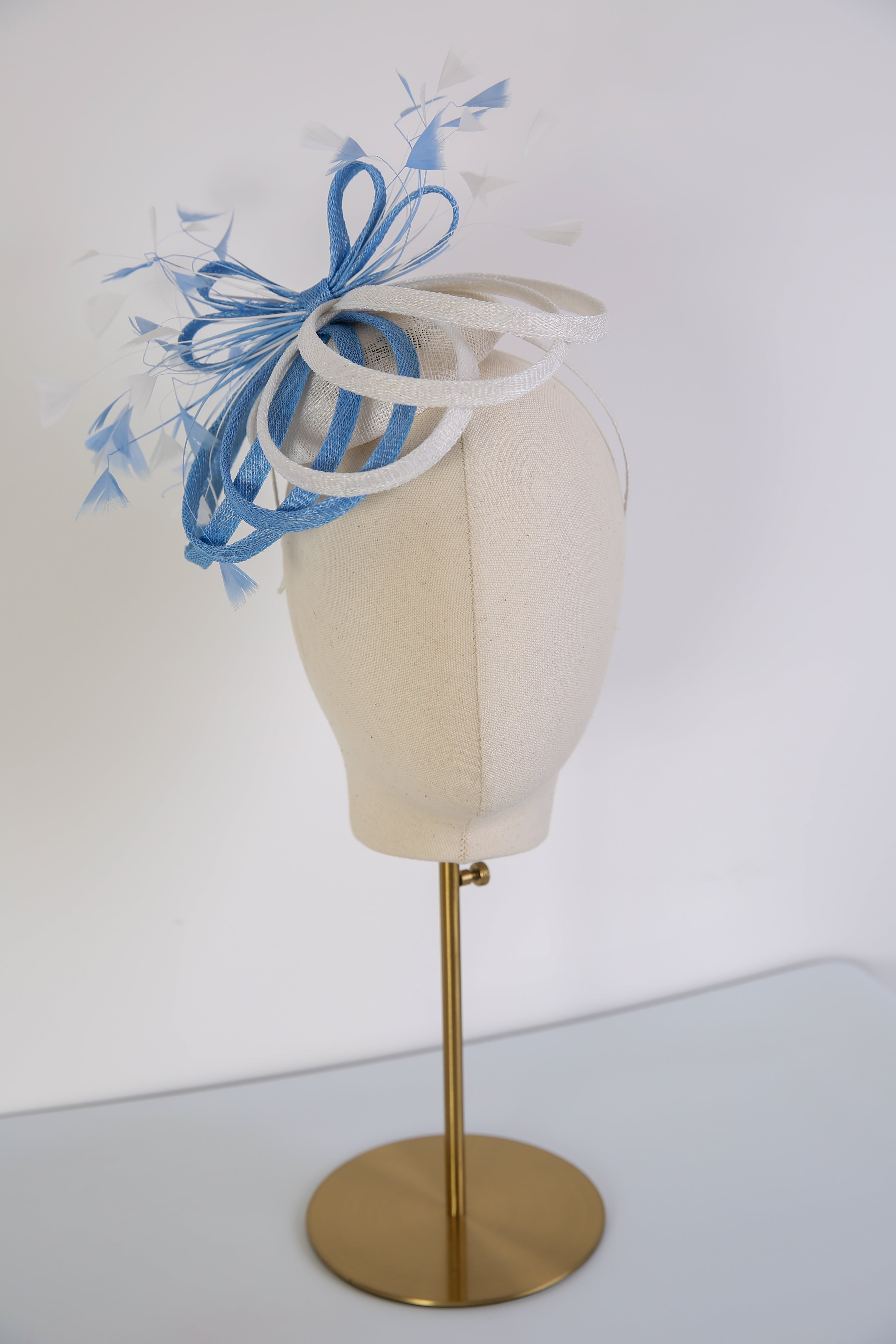 Ispirato Small Fascinator in Ophelia Atlantis