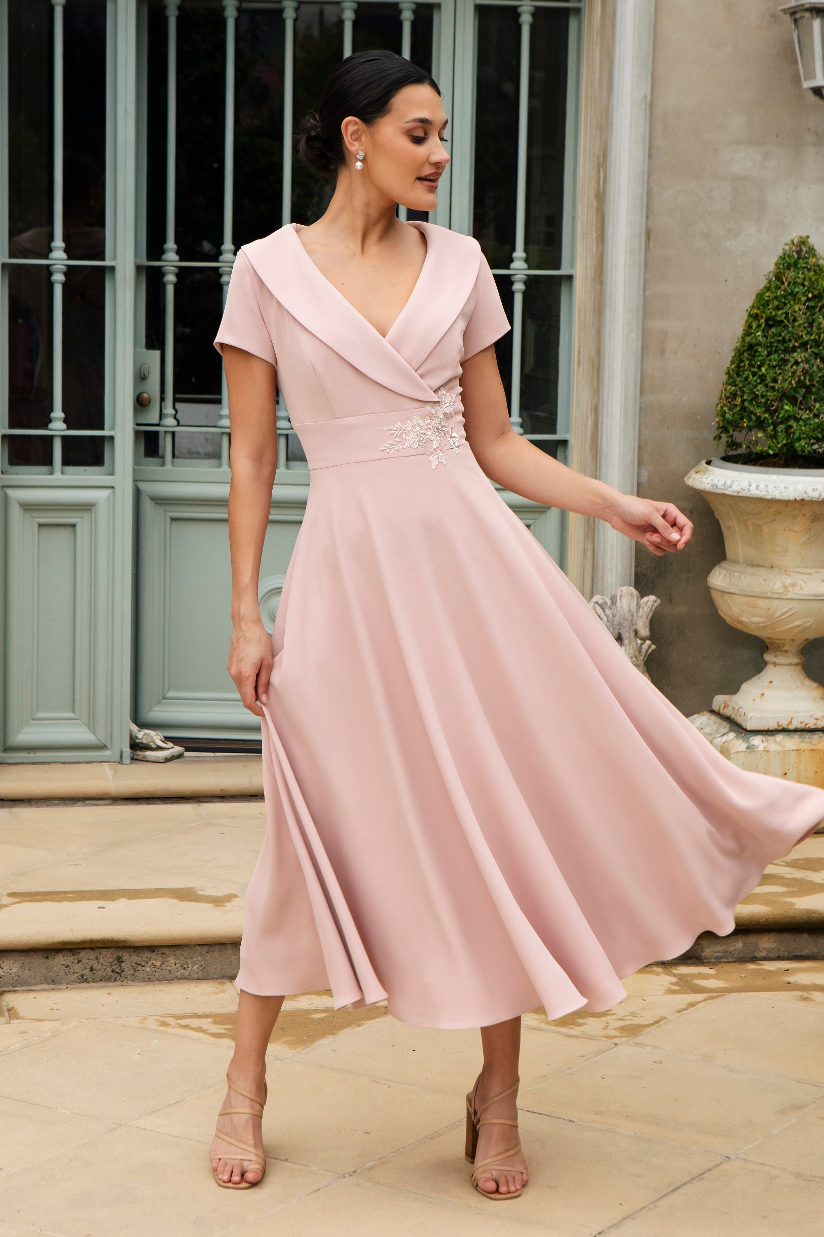 Ispirato Softly Flared Dress with Sleeves in Misty Rose
