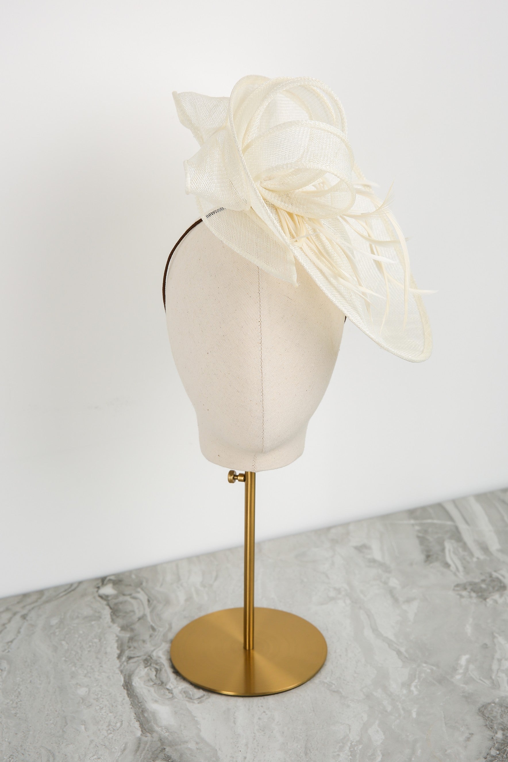 Iolanthe Fascinator in Vanilla