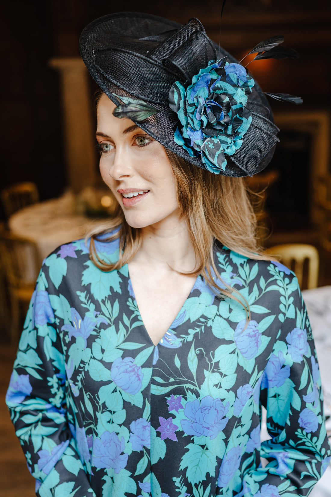 Evelyn Relaxed Fit Dress with Long Sleeves and Pockets in Raquel Blue