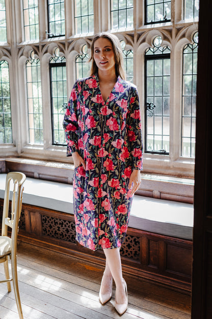 Evelyn Relaxed Fit Dress with Long Sleeves and Pockets in Tanya Roses