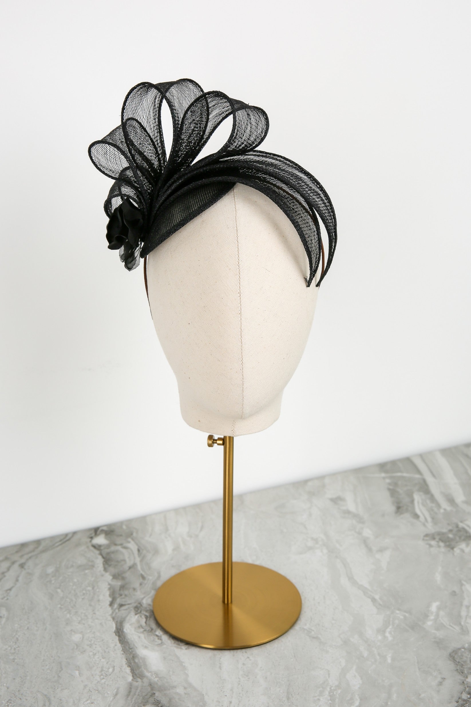 Zarlee Fascinator in Jet Black