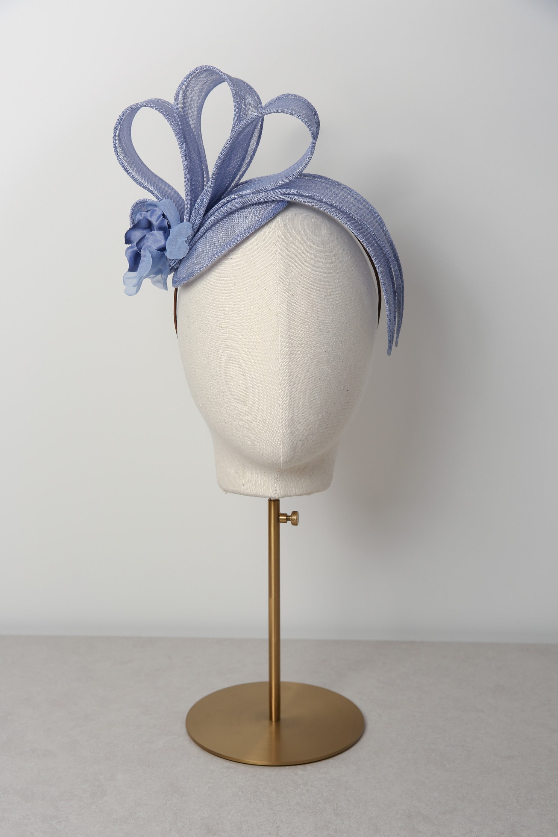 Zarlee Fascinator in Wedgewood