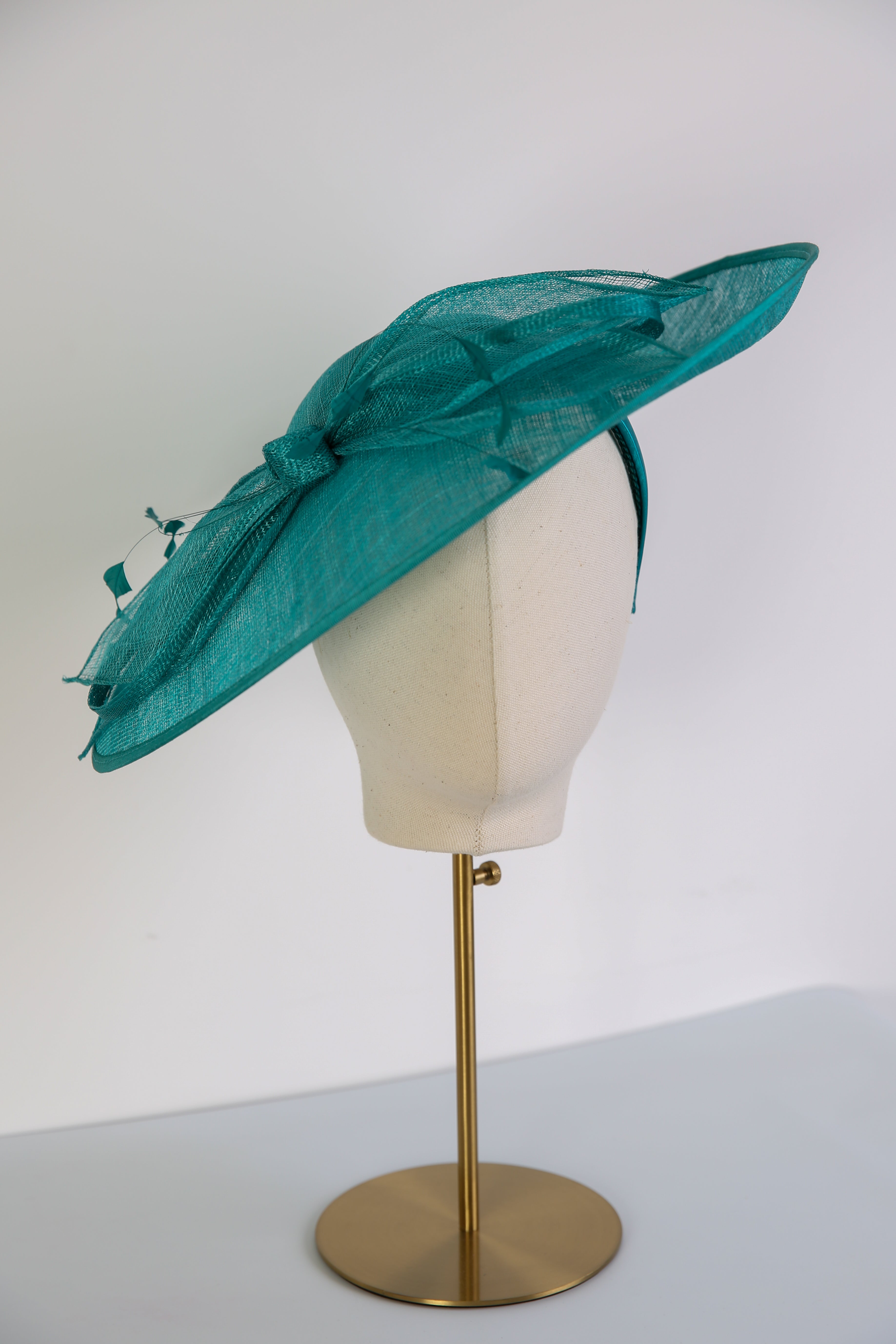 Condici Teardrop Fascinator in Mermaid
