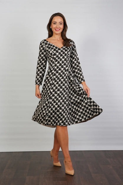 Bombshell Sears Sleek &amp; Sweet Long Sleeve Dress in Dogtooth Check