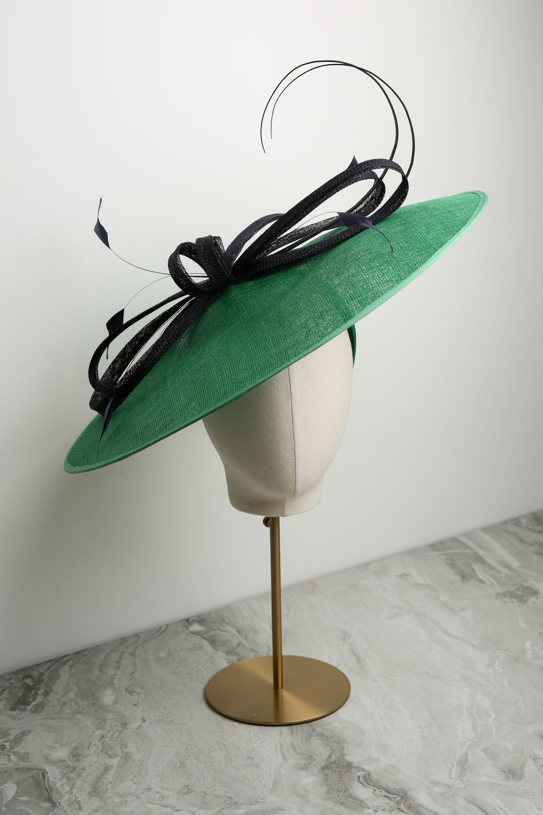 Large Disc Fascinator by Ispirato in Shamrock and Navy