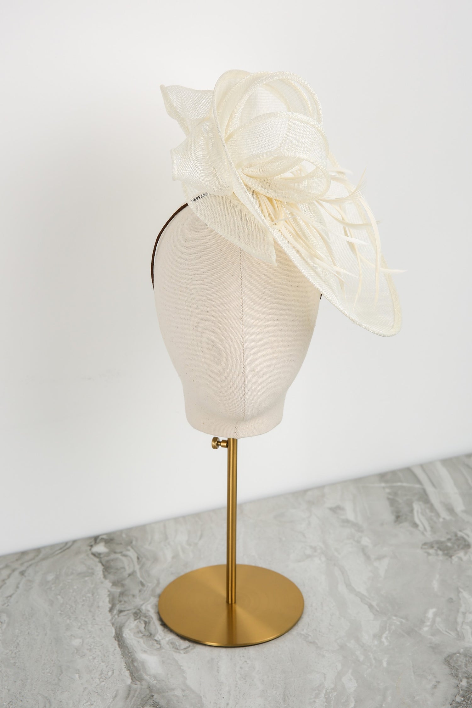 Iolanthe Fascinator in Vanilla