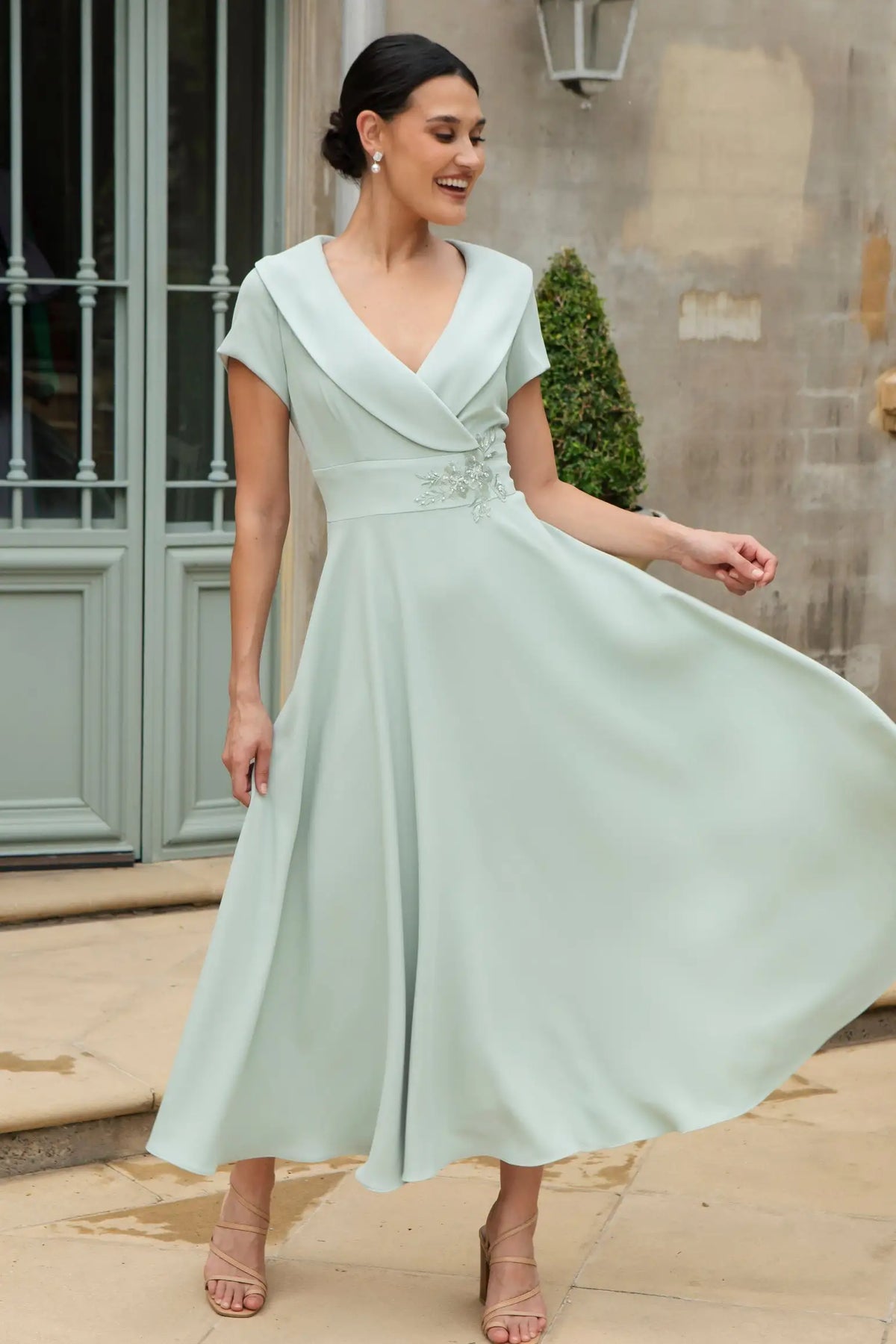 Ispirato Softly Flared Dress with Sleeves in Meadow Mist Green