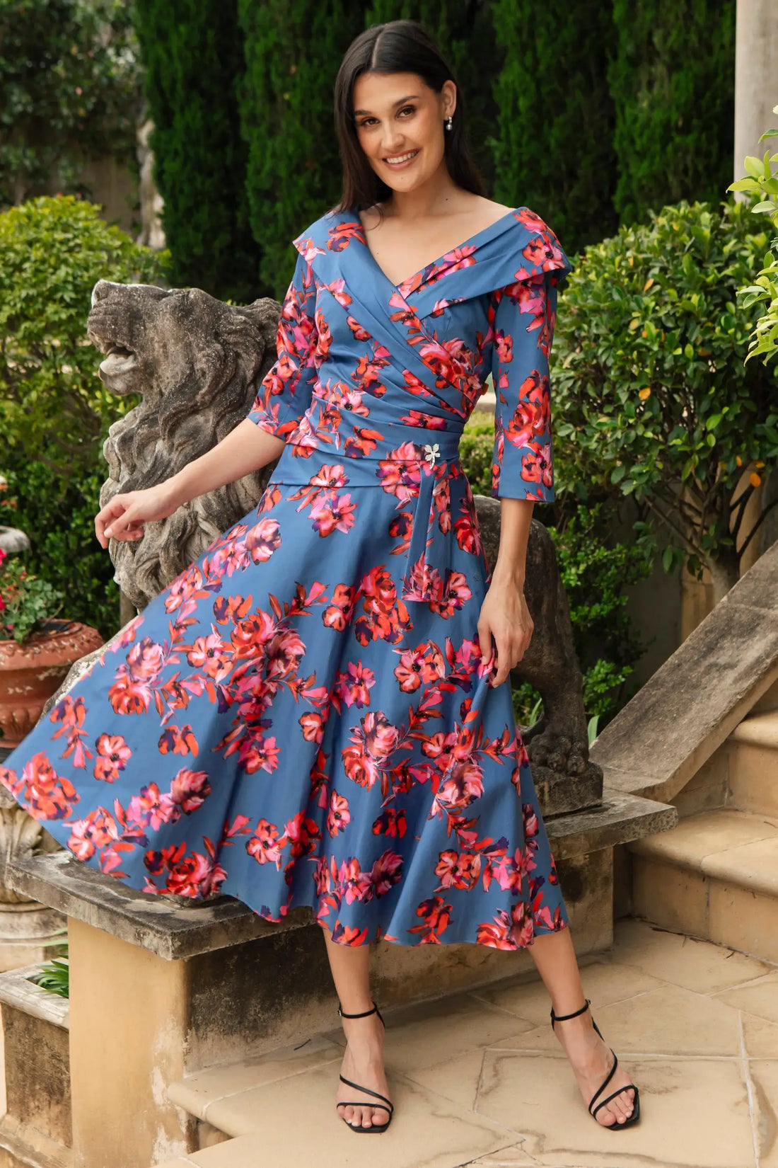 Ispirato Waist Cinching Dress with Sleeves in Cool Cotton Blue Carmella