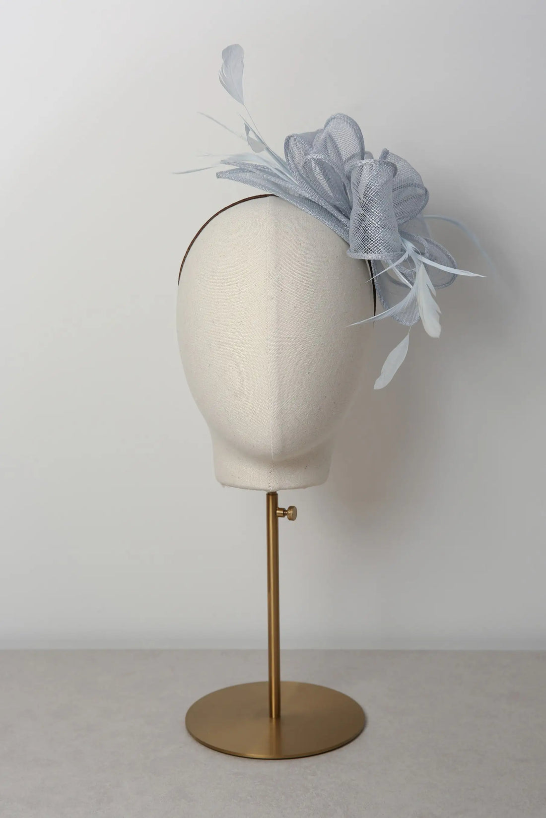Waverleigh Fascinator in Cashmere Blue