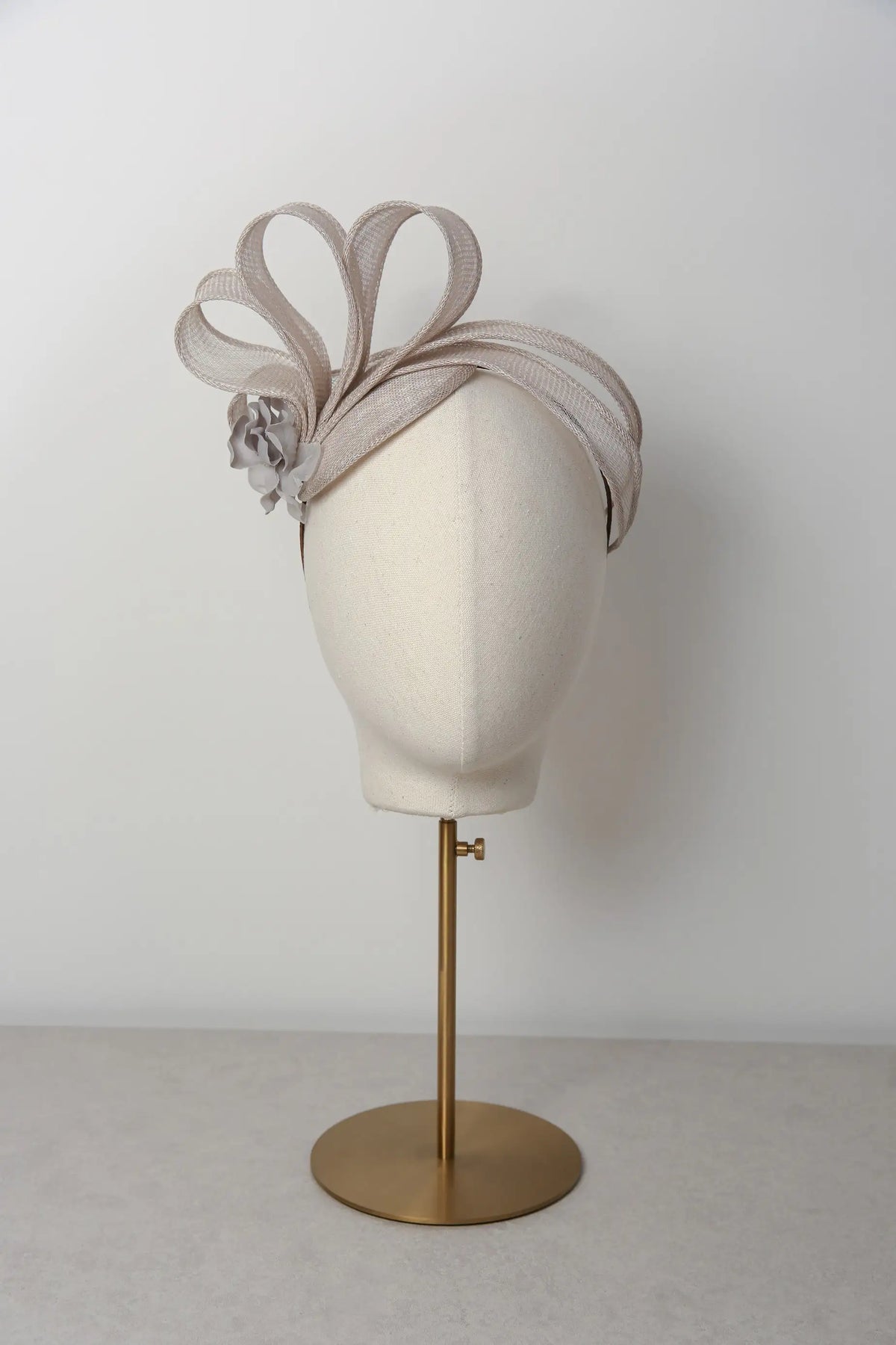 Zarlee Fascinator in Silver
