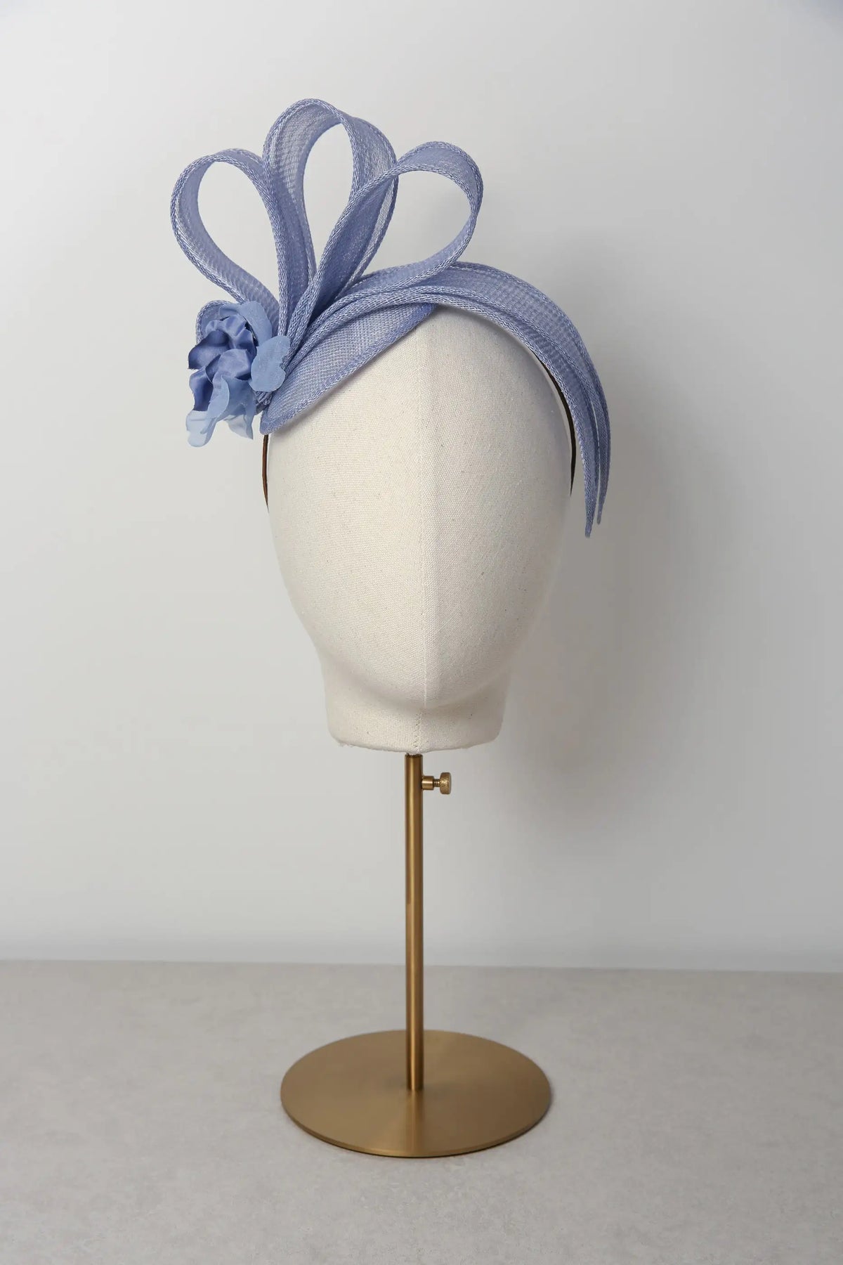 Zarlee Fascinator in Wedgewood