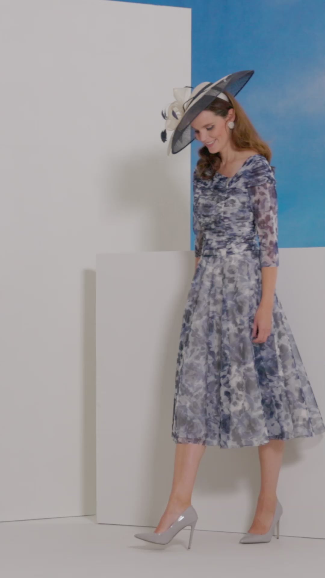 Condici Stretch Occasion Dress in Rosa Print
